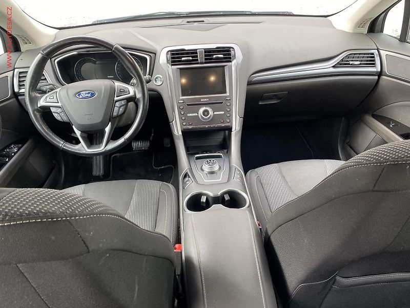 Ford Mondeo (2021) 2.0 TDCi AWD, ČR, Titanium - fotka 8 z 18