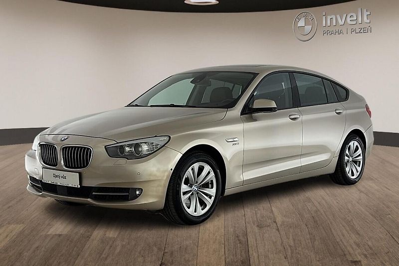 BMW Řada 5 535xdGT - fotka 1 z 23