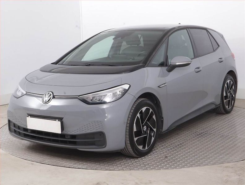 Volkswagen ID.3 (2023) Pro Perf. (62 kWh), SoH 89% - fotka 2 z 18