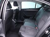 Škoda Superb 2,0 TDI 147kW 4x4 DSG Style+ - náhled 13