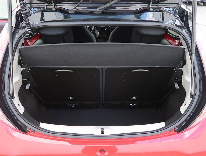 Toyota Aygo (2018) 1.0 VVT-i, Automat, ČR,1.maj - fotka 13 z 18