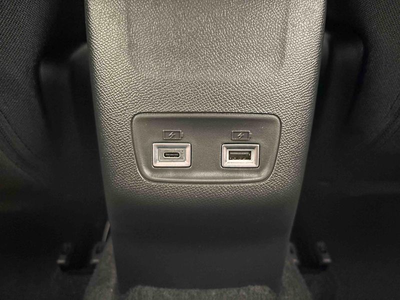 Peugeot 2008 (2026) Allure Hybrid 145 e-DCS6 - fotka 34 z 36