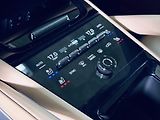 Porsche Cayenne (2023) S*V8*SPORTDESIGN*ZÁRUKA*MAX.VY - náhled 23