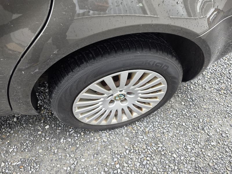 Alfa Romeo 159 - fotka 11 z 14