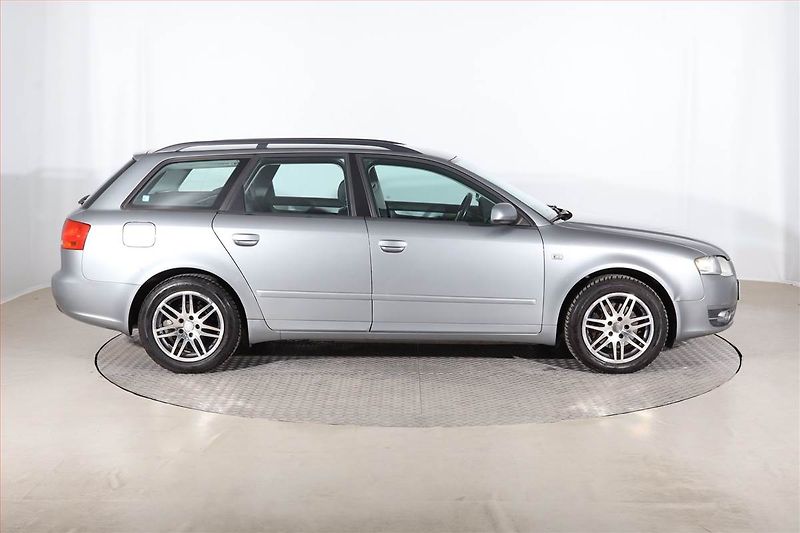 Audi A4 (2006) 2.0 TDI, po STK, jezdí výborně - fotka 6 z 17