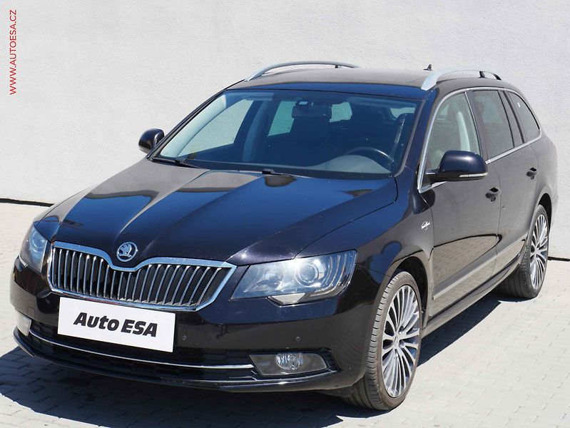 Škoda Superb (2015) 2.0TDi, Navi, bixen - fotka 3 z 26
