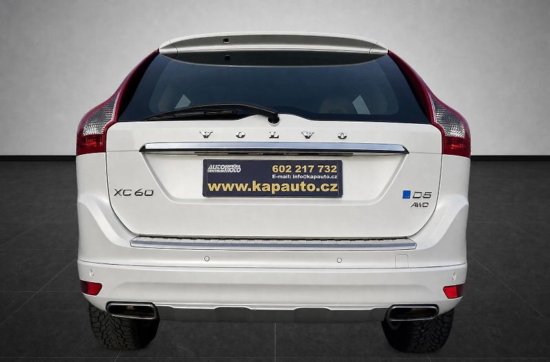 Volvo XC60 2.4 D5 Summum Polestar AWD  - fotka 14 z 33