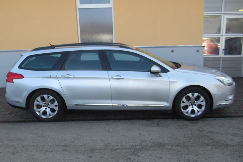 Citroën C5 2.0 HDi  AUT. KLIMA TAŽNÉ - fotka 3 z 19