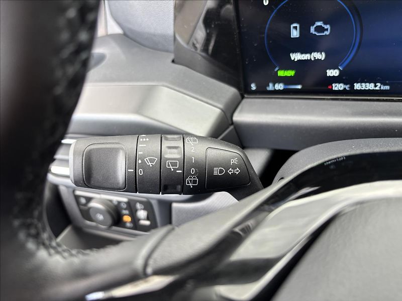 Ford Tourneo Custom 2,5 PHEV 171kW Titanium X L1 - fotka 39 z 59
