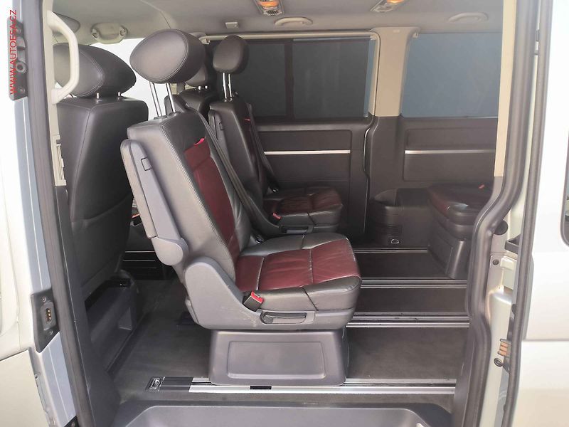 Volkswagen Multivan (2006) 2.5TDi 4x4 - fotka 10 z 20