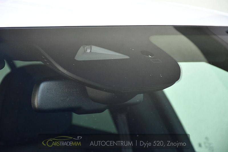 Alfa Romeo Stelvio 2.2D 154kW VELOCE AT8 Q4 - fotka 47 z 51