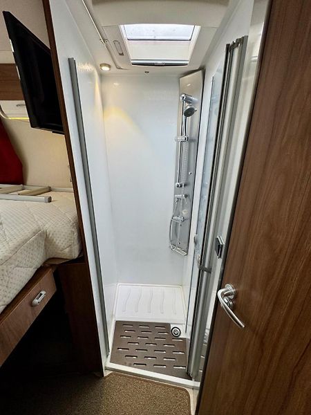 Pilote G700GJ Essentiel *REZERVACE* - fotka 28 z 37