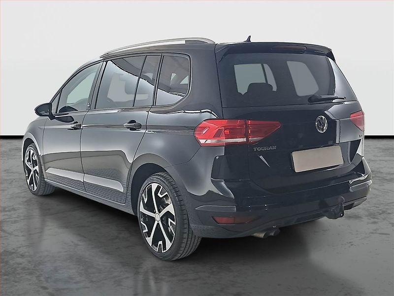 Volkswagen Touran (2017) 1.4 TSI, Navi, Tempomat - fotka 4 z 21