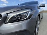 Mercedes-Benz Třídy A 180i LED NAVI KAMERA SERVISKA - náhled 9
