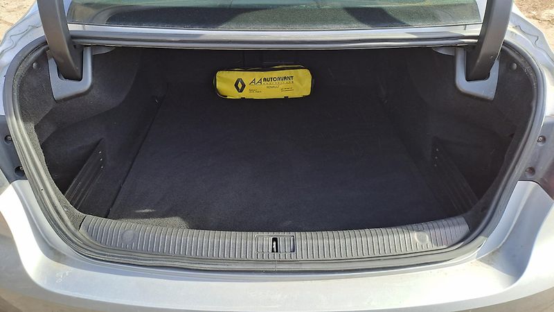 Renault Talisman 1.6 DCI Energy CZ - fotka 11 z 29