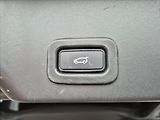 Land Rover Range Rover Evoque 2,0 P300 R-Dynamic NEZ. TOPENÍ - náhled 12