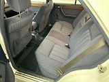 Mercedes-Benz Třídy E (1991) 2.3 , AT ,SERVIS DOLOŽEN! - náhled 20