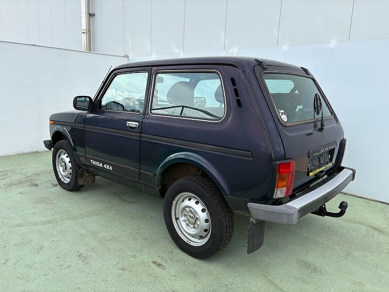 Lada Niva 1.7, 61kW, 4x4, Tažné - fotka 4 z 13