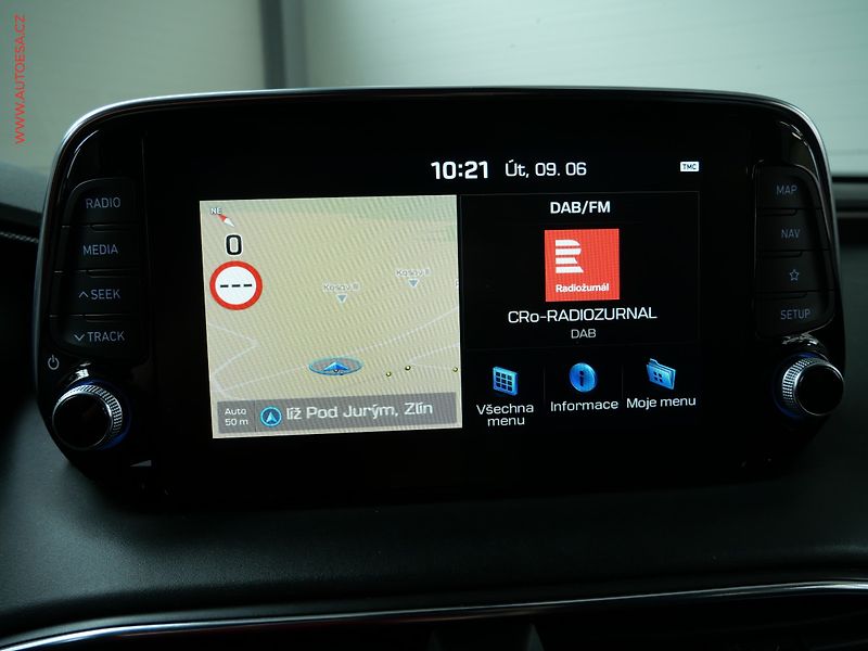 Hyundai Santa Fe (2019) 2.2 CRDi 4x4, 7míst, AT, LED - fotka 19 z 25