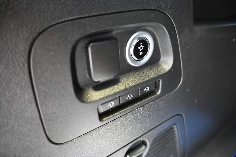 Ford S-MAX (2022) 2.0 ST-LINE LED ACC SONY Tažné - fotka 27 z 34