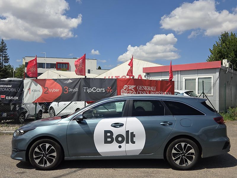 Kia Ceed PRONÁJEM TAXI S ODKUPEM - fotka 7 z 12