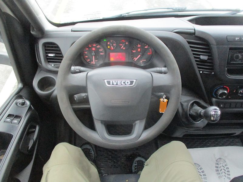 Iveco 35S18 3,0L 10 palet čelo - fotka 28 z 37