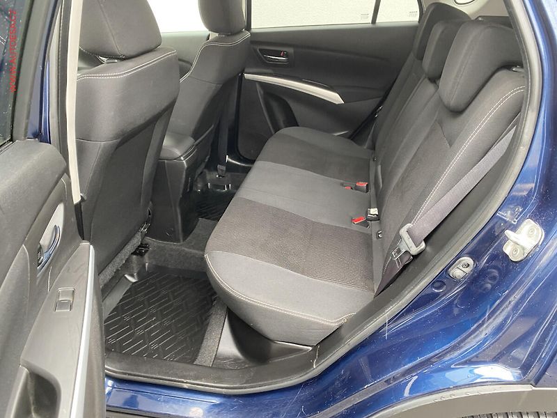 Suzuki SX4 (2016) 1.4 i 4x4, 1.maj,ČR, AC - fotka 10 z 19