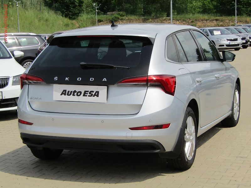 Škoda Scala (2021) 1.5 TSi, ČR, Style - fotka 6 z 17
