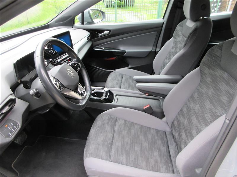 Volkswagen ID.4 125Kw, Navi, Vyhř.sed,okno, DP - fotka 11 z 26