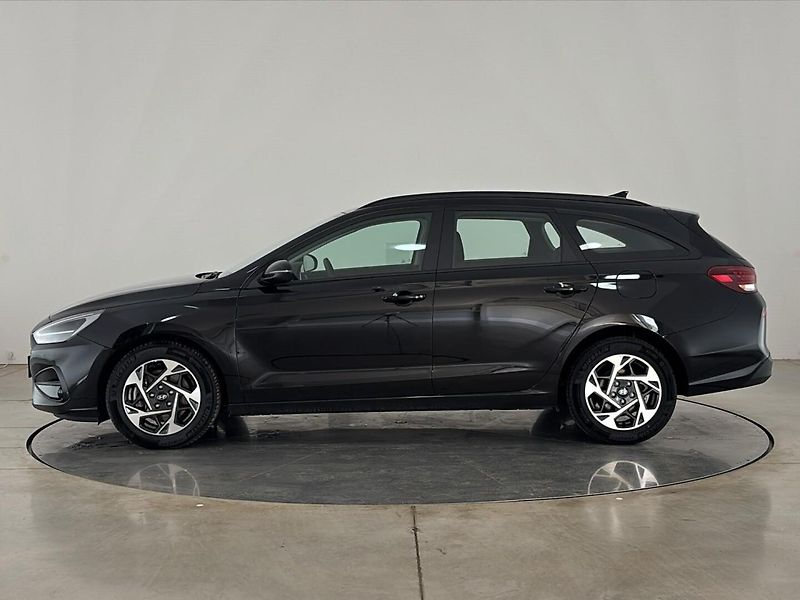 Hyundai i30 Smart DCT - fotka 3 z 26
