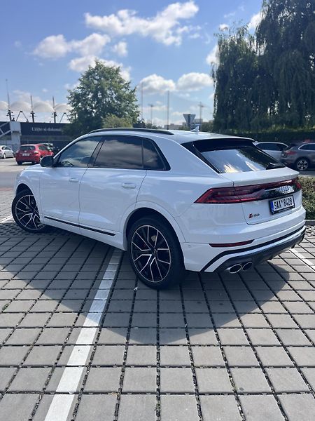 Audi SQ8 (2020) Plná výbava - fotka 3 z 22