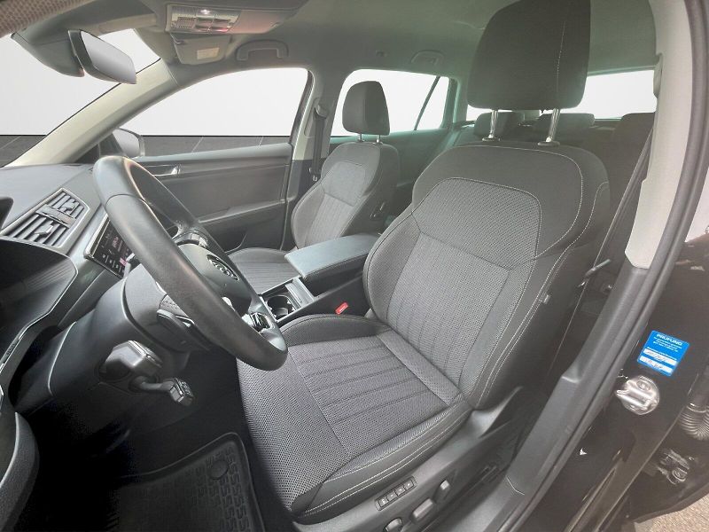 Škoda Superb (2023) 2.0 TDI 110kW DSG Style Plus c - fotka 25 z 36