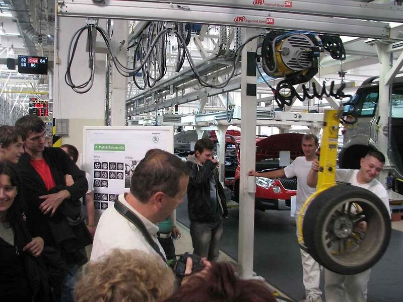 Ze dne otevřených dveří v automobilce Škoda v Kvasinách