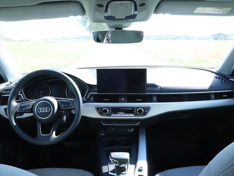 Audi A4 2,0 35 TDI CZ Advanced DPH - fotka 14 z 25