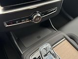 Volvo XC90 B5 AWD PLUS 360/ 7.m* / +kola  - náhled 26