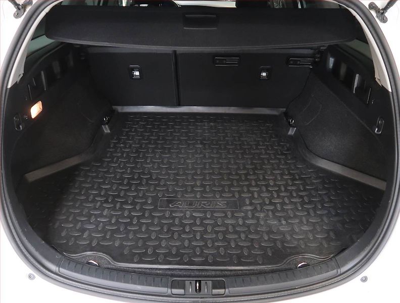 Toyota Auris (2016) Hybrid, Automat, Serv.kniha - fotka 14 z 24