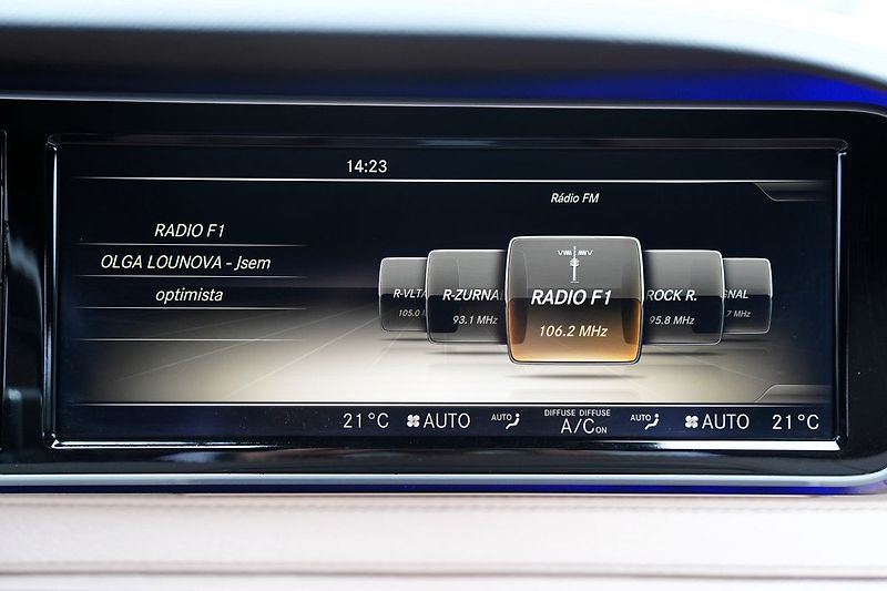 Mercedes-Benz Třídy S 350d AMG/Burmester/260 PS - fotka 40 z 47