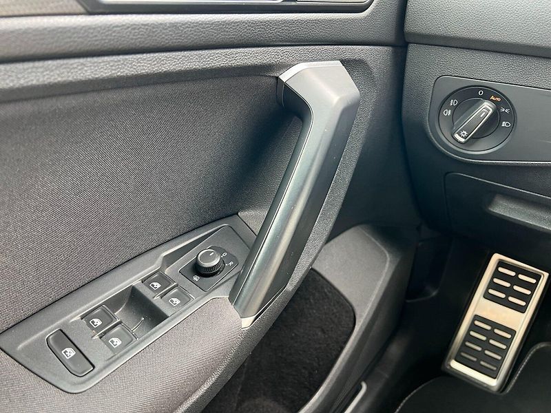 Volkswagen Tiguan (2018) 1.4TSi Join! Navigace! Tažné! - fotka 24 z 34