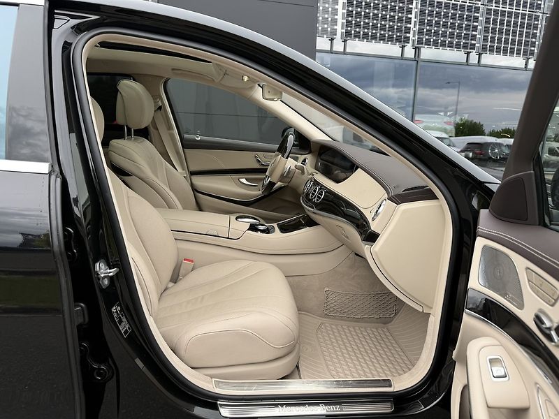 Mercedes-Benz Třídy S (2018) 560 4MATIC LONG - fotka 44 z 55