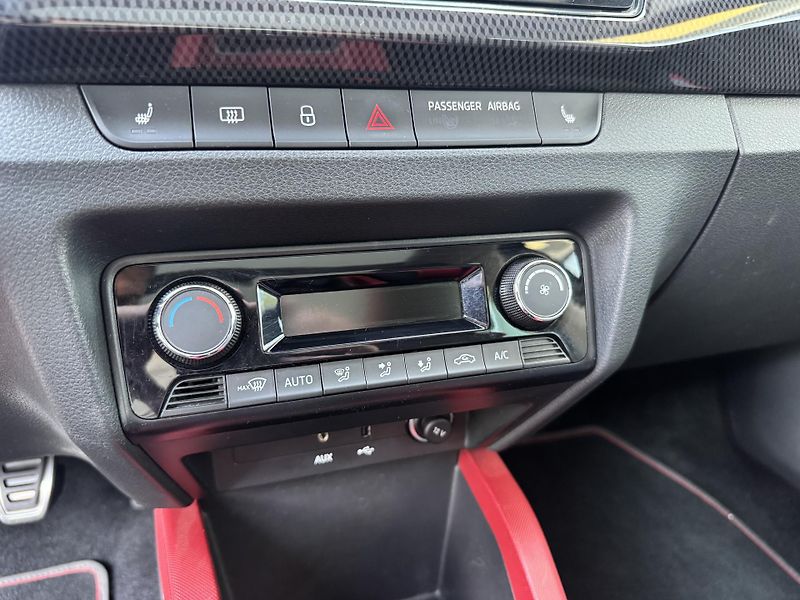 Škoda Fabia (2016) 1.2TSI Monte Carlo - fotka 13 z 21