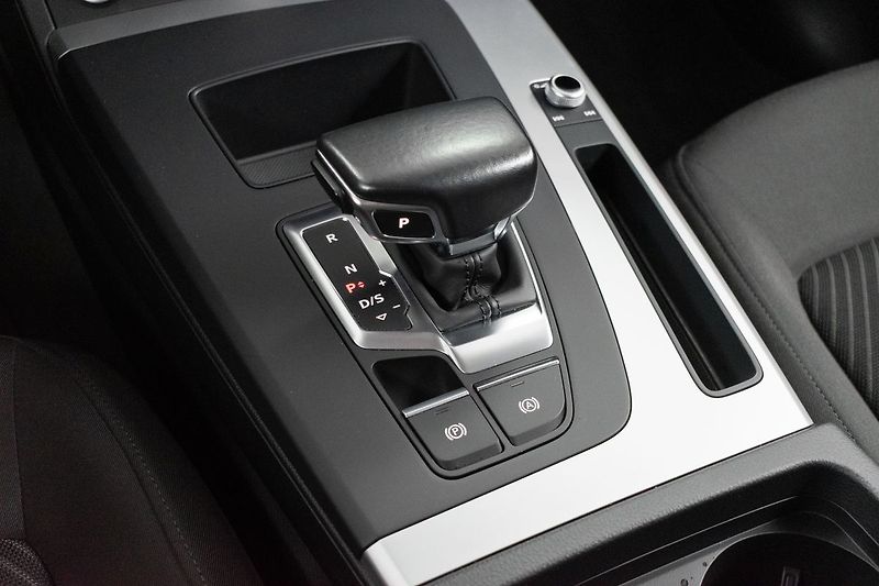 Audi Q5 2.0 TDI 120kW*LED*ACC*EL.KUFR* - fotka 22 z 41