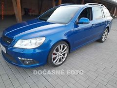 Škoda Octavia (2010) 2.0, AT, xenon, autoAC - fotografie inzerátu