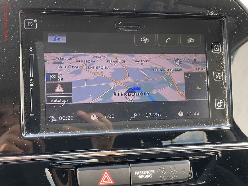 Suzuki Vitara (2018) 1.6VVT Elegance, ČR - fotka 18 z 20