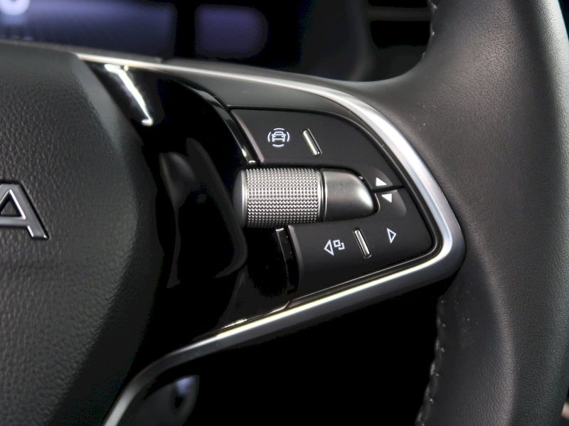 Škoda Scala (2025) TOP SELECTION 1.5TSI 110KW LED - fotka 18 z 35