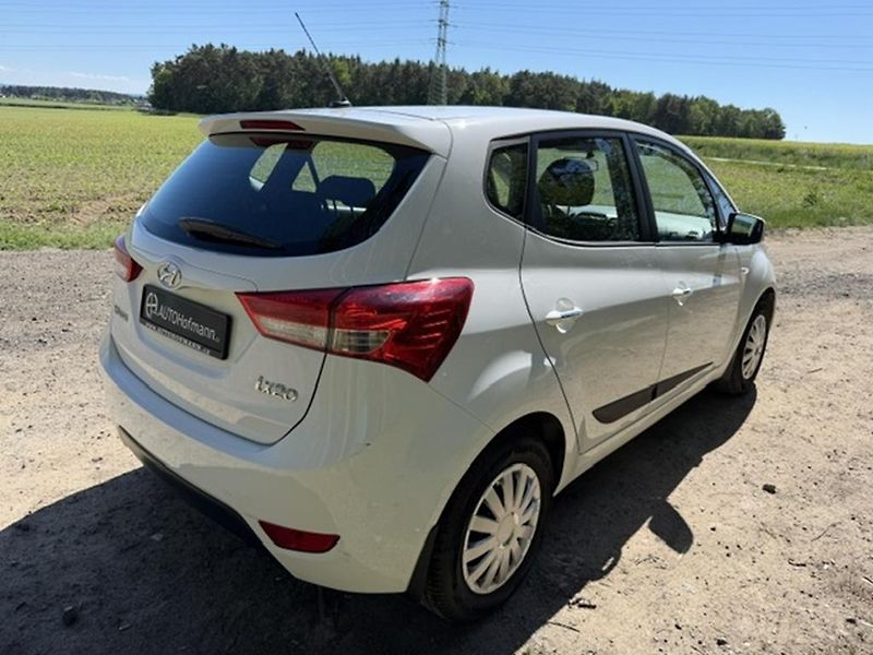 Hyundai ix20 1,4i, koupeno v ČR - fotka 6 z 27