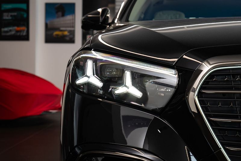 Mercedes-Benz Třídy S - fotka 26 z 27