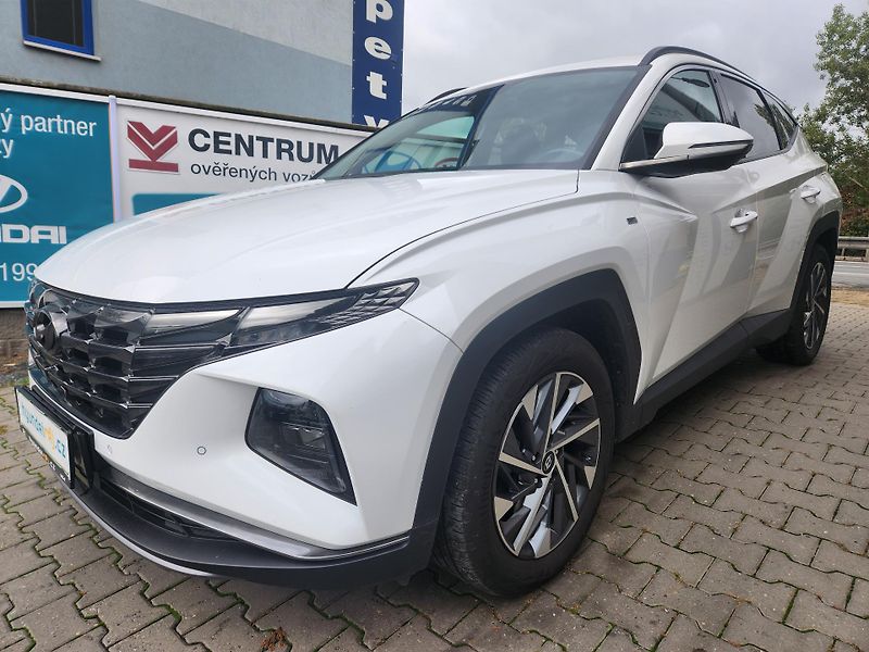 Hyundai Tucson 1.6-AUTOMAT-NAVI-KAMERA - fotka 8 z 23