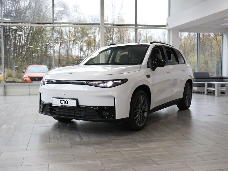 Leapmotor C10 REEV (2025) DESIGN Hybrid EV - fotka 1 z 18