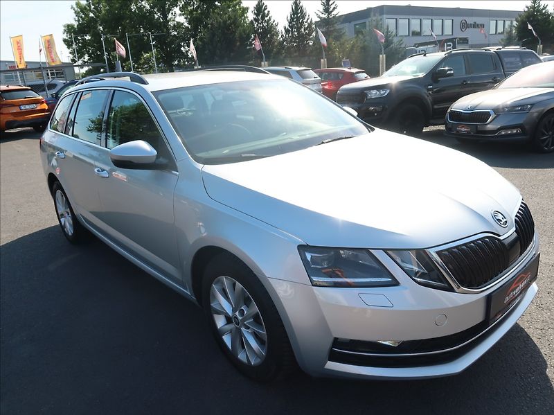 Škoda Octavia 1,6 TDi,85kW,Style,ČR,serv.kn. - fotka 2 z 28