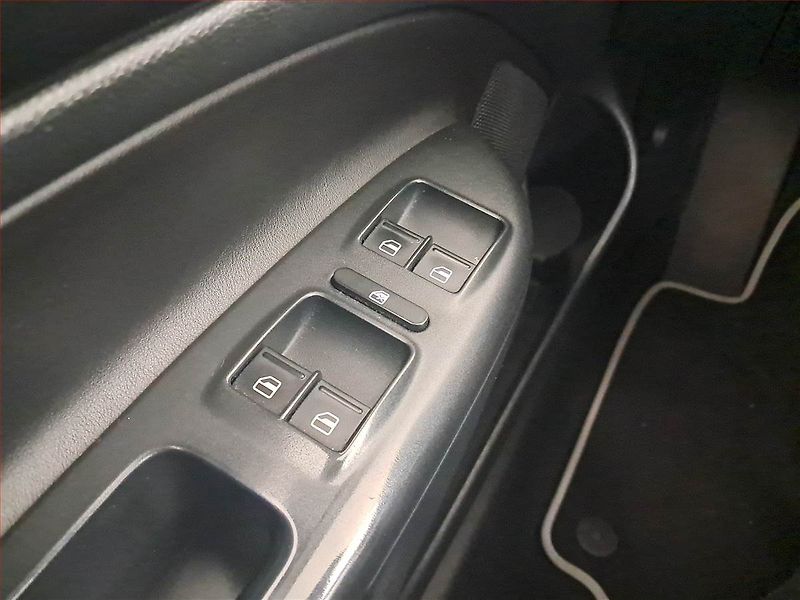 Škoda Octavia (2011) Laurin&Klement 2.0 TDI, 4X4 - fotka 21 z 22